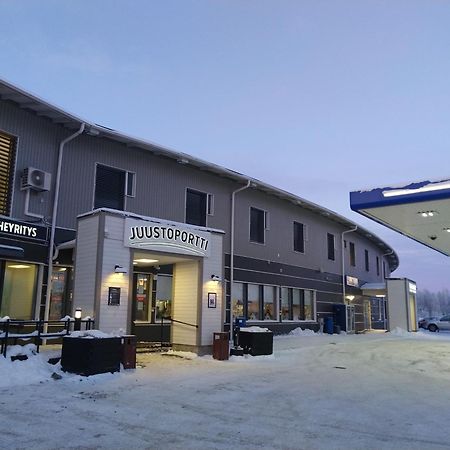 Hotelli Kaersaemaeki Экстерьер фото